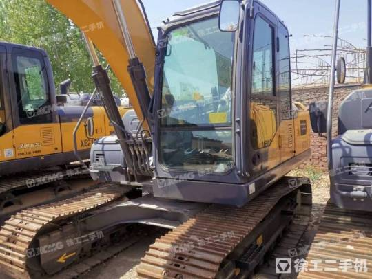 徐工XE155D履带式挖掘机