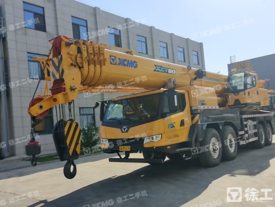 徐工XCT80汽車起重機