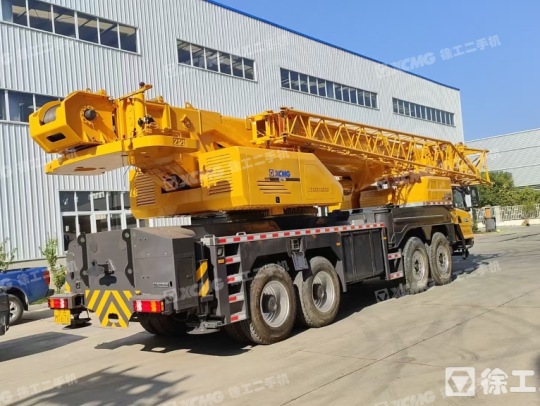 徐工XCT80汽車起重機