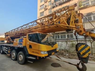 徐工QY50KC汽車起重機