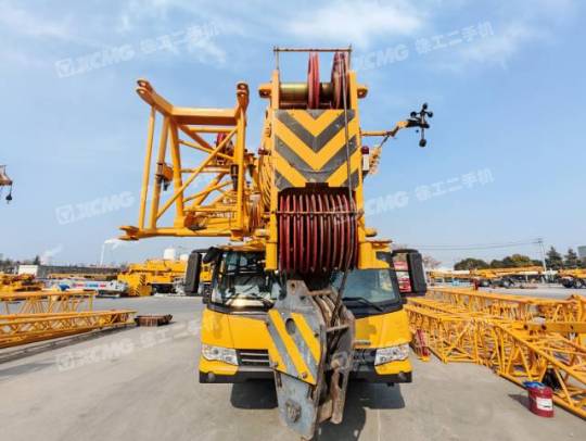 徐工XCT110汽車起重機