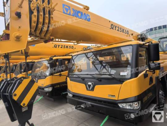 徐工QY25K5D汽车起重机