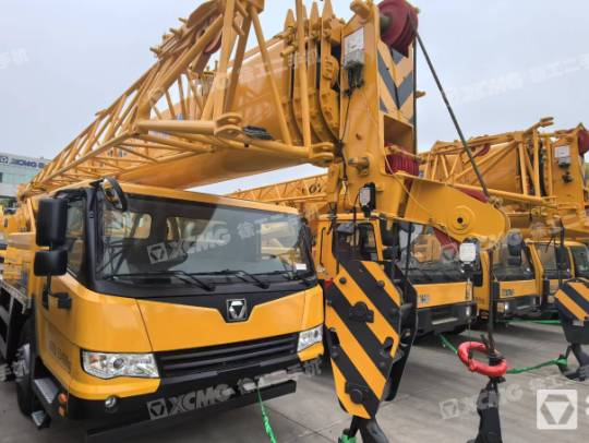 徐工QY25K5D汽车起重机