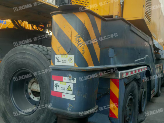 徐工QAY650全路面汽车起重机