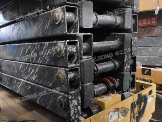 徐工GTJZ1212剪叉式高空作业平台