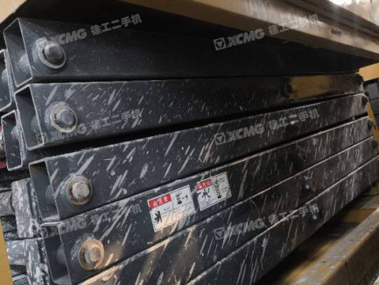 徐工GTJZ1212剪叉式高空作业平台