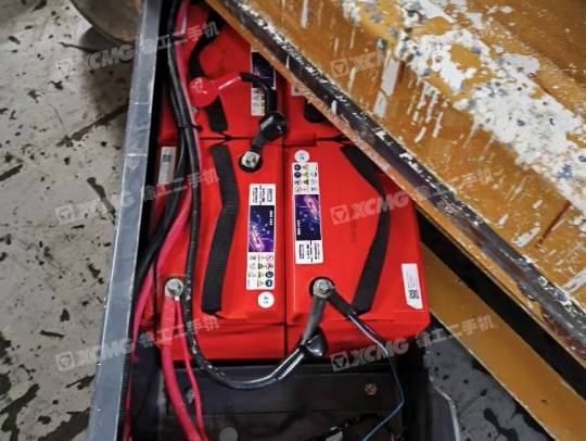 徐工GTJZ1212剪叉式高空作业平台