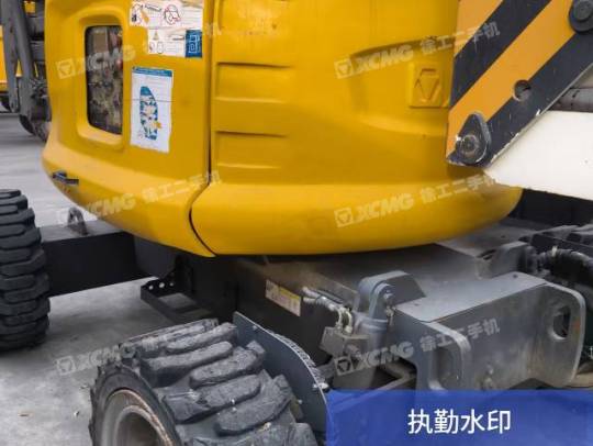 徐工GTBZ14J曲臂式高空作业平台