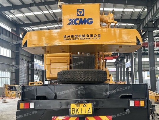 徐工QY50KA汽車起重機