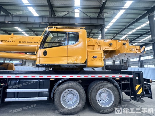 徐工QY50KA汽車起重機