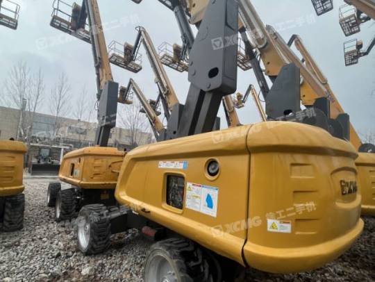 徐工GTBZ22S直臂式高空作业平台