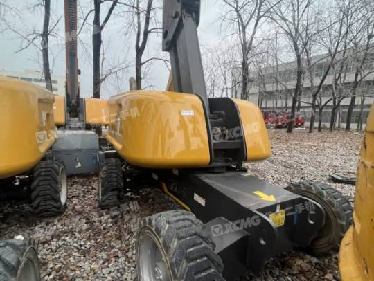 徐工GTBZ22S直臂式高空作业平台