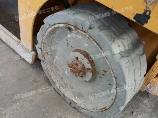 徐工GTJZ0808剪叉式高空作业平台