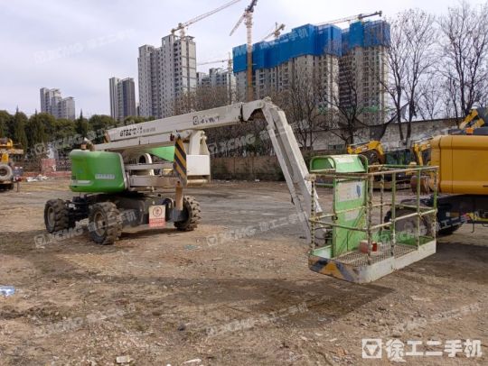 徐工GTBZ18A1曲臂式高空作业平台