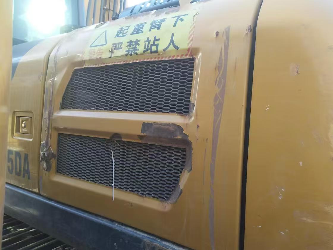 徐工XE215DA履带式挖掘机