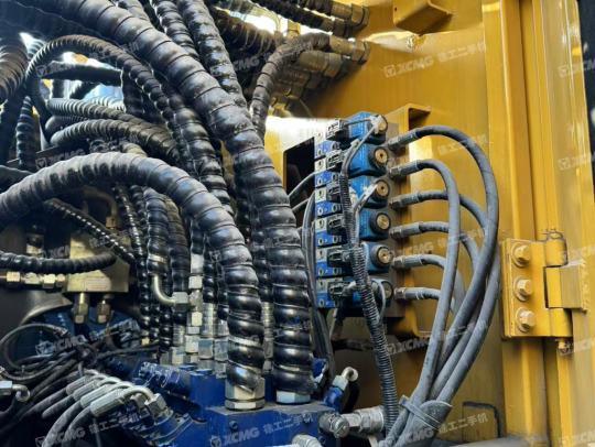 徐工XR280D旋挖鉆機