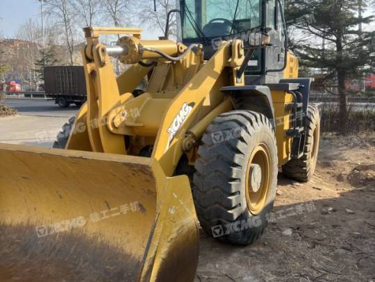 徐工LW300KV轮式装载机