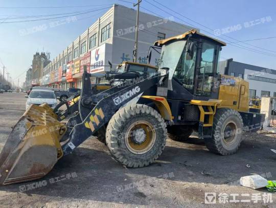 徐工LW330FV輪式裝載機