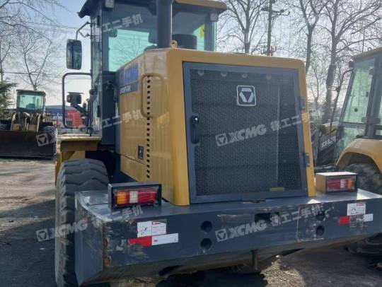 徐工LW330FV輪式裝載機