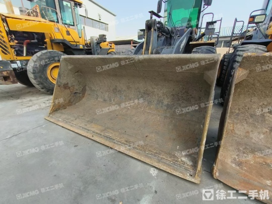 徐工LW500KV輪式裝載機(jī)