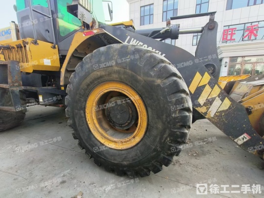 徐工LW500KV輪式裝載機(jī)