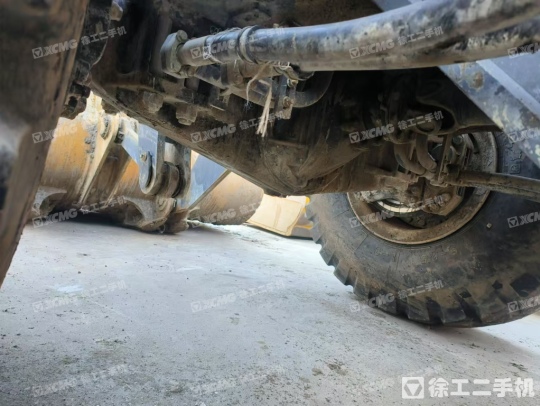 徐工LW550KV輪式裝載機(jī)