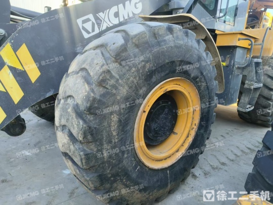 徐工LW550KV輪式裝載機(jī)