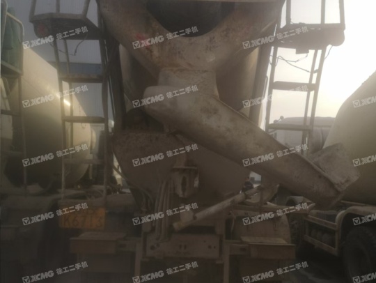 徐工G4806E攪拌車