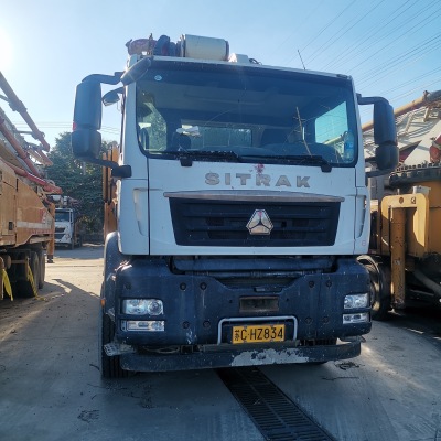 徐工HB62V泵车