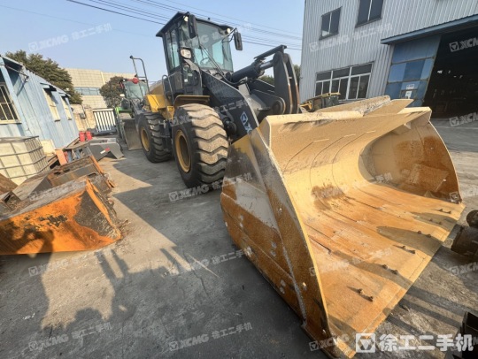 徐工XC958轮式装载机