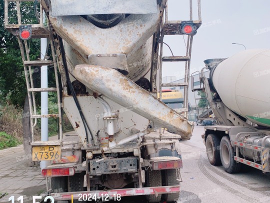 徐工G4806E搅拌车