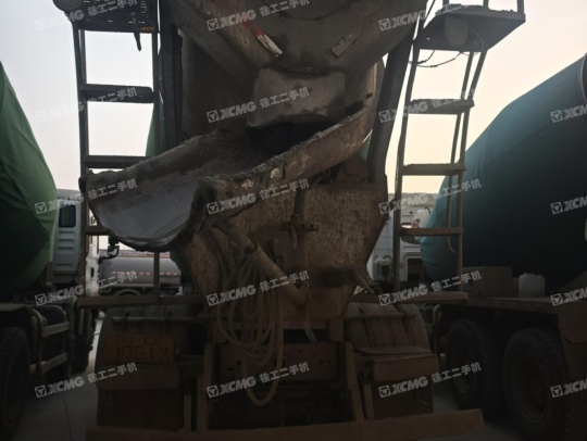 徐工G4806E攪拌車