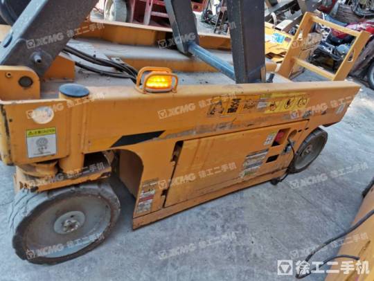 徐工GTJZ0607剪叉式高空作业平台