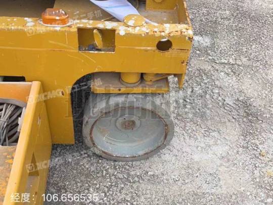 徐工GTJZ1212剪叉式高空作业平台