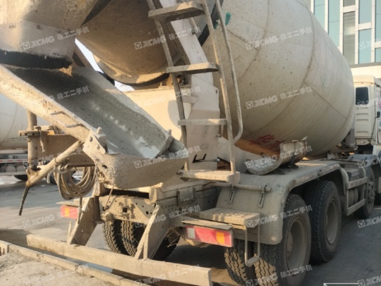 徐工G4806E搅拌车