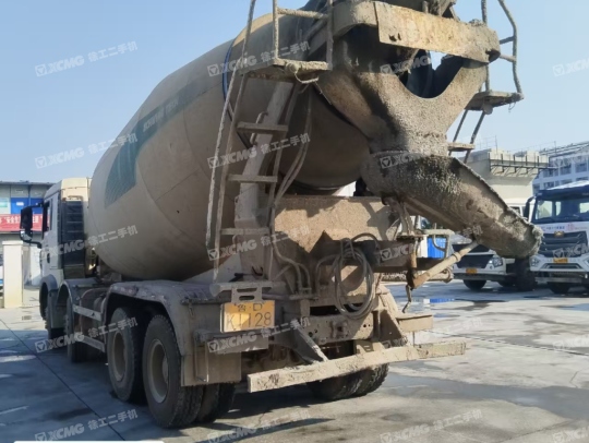 徐工G4806E攪拌車