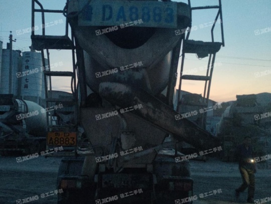 徐工G4806E攪拌車