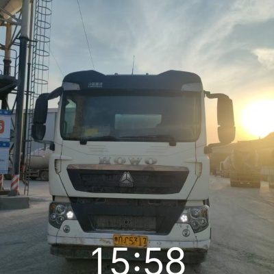 徐工G4806E搅拌车