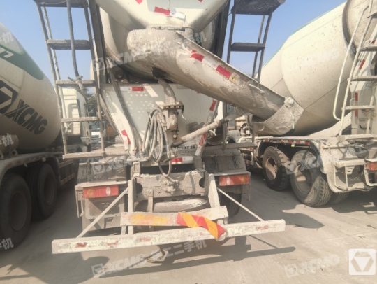 徐工G4806E搅拌车