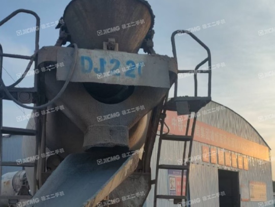 徐工G4806E攪拌車