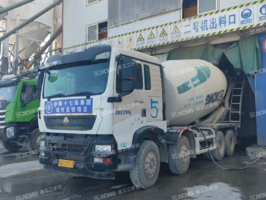 徐工G4806E攪拌車(chē)