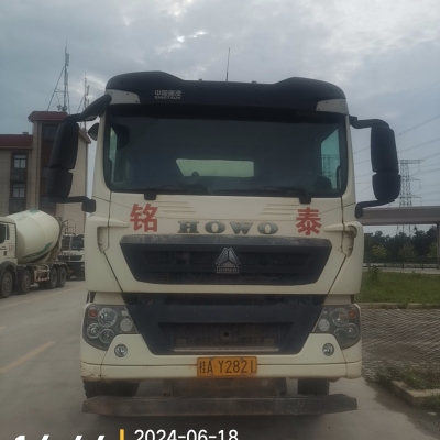 徐工G4805E搅拌车