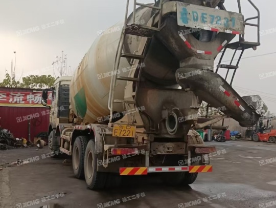 徐工G4806E攪拌車