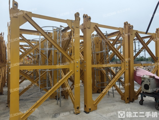 徐工XGT7026-12S1塔式起重機(jī)