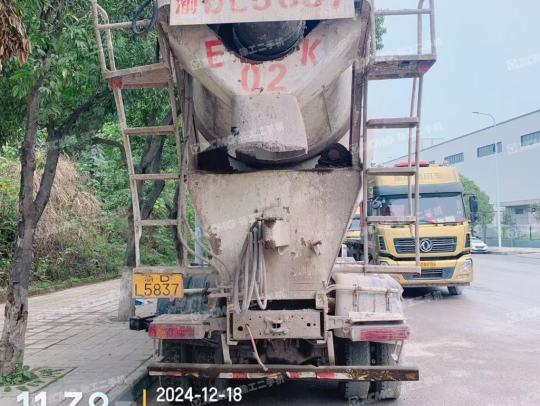 徐工G4806D攪拌車