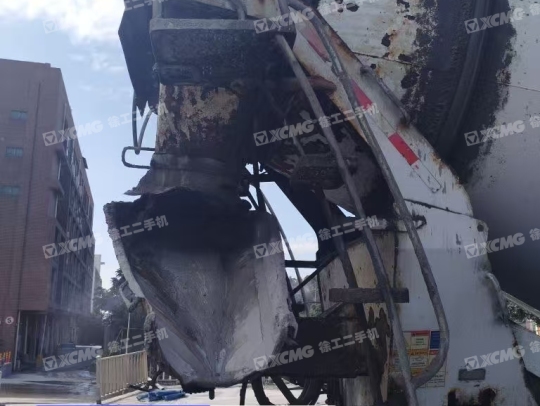 徐工G4804D搅拌车