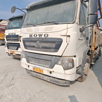 徐工HB52V泵车