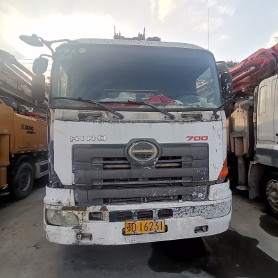 徐工HB48K泵车