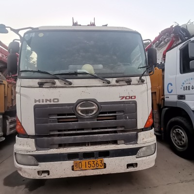 徐工HB48K泵车