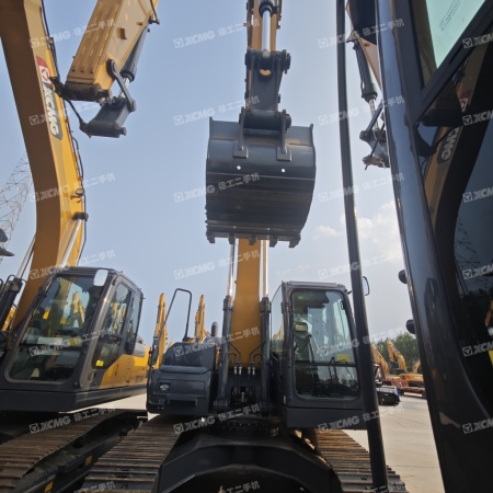 徐工XE200DA履带式挖掘机